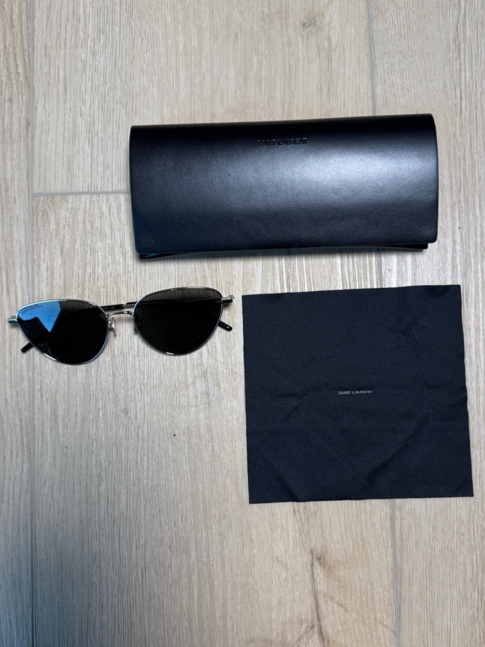 Saint Laurent Cat Eye Black Silver Sunglasses With Case And Cloth